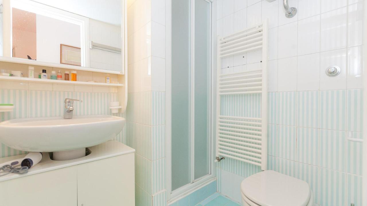 Pateras Flower-Rental in Rome - 3