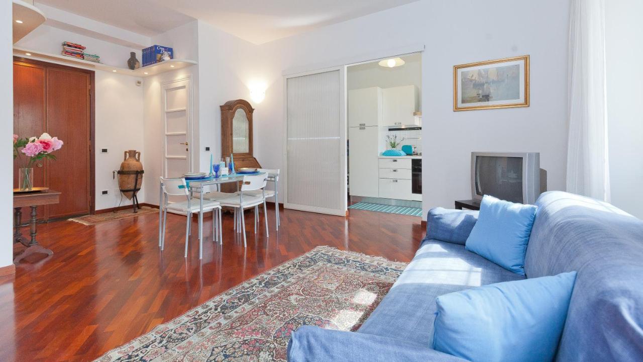 Pateras Flower-Rental in Rome - 5