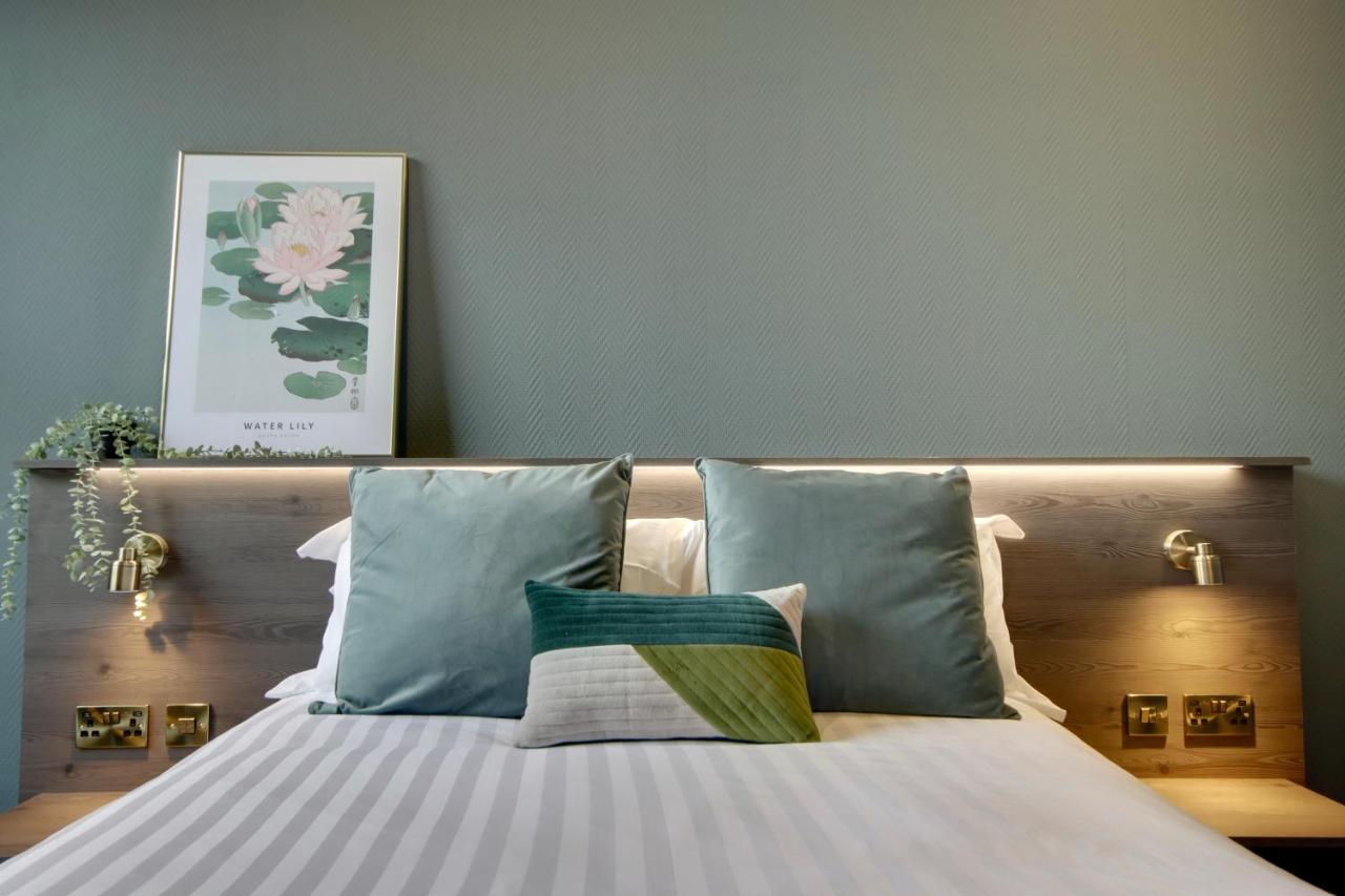 Luxury Suite