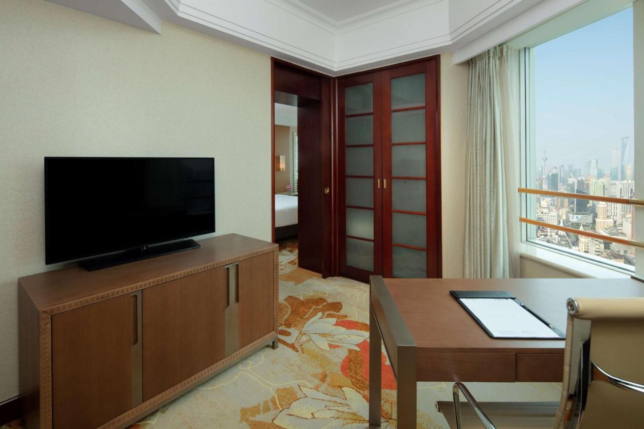 Radisson Blu Hotel Shanghai New World photo