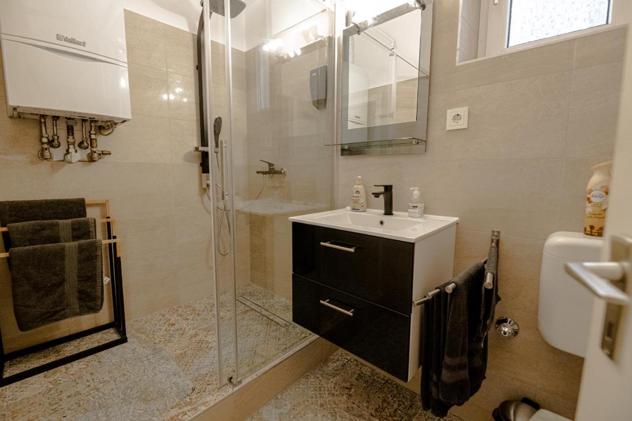 Downtown Suite