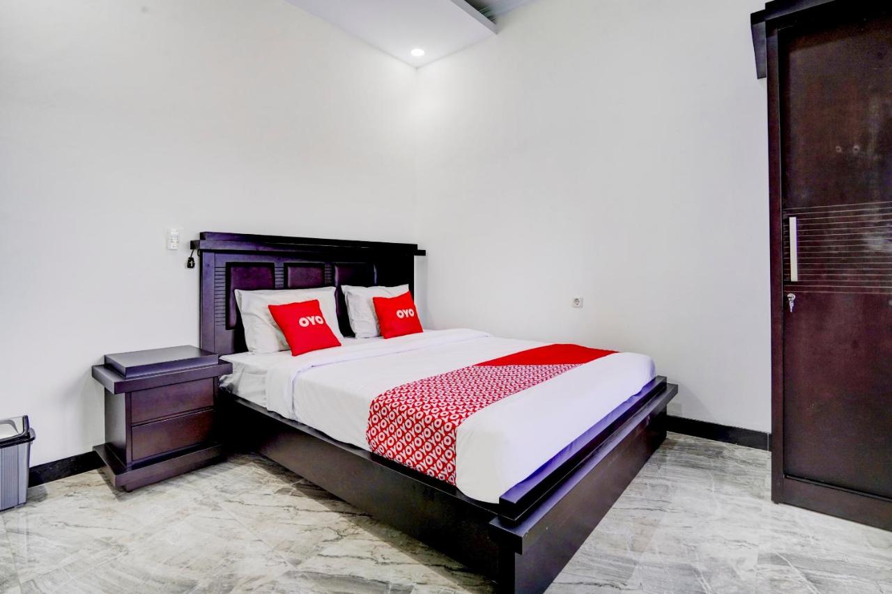 Oyo 90666 Ratu Pesona Sumedang Updated 2021 Prices