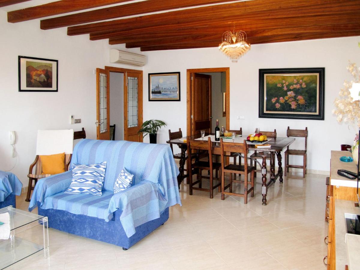 Holiday Home Montuiri - MTJ100, Монтуири - обновленные цены ...
