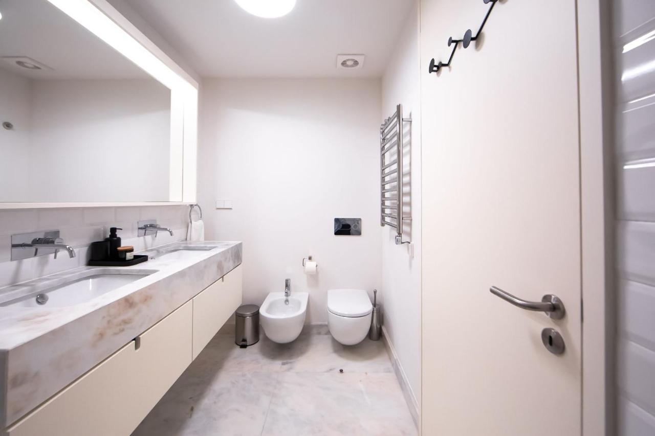 Brand New & Spacious 2BDR Apartment by LovelyStay - 2