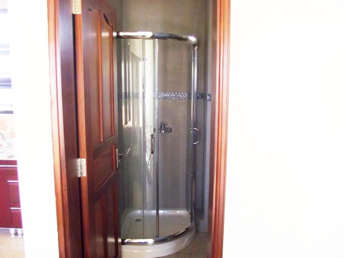 West Sand Holidays LICENSED BY THE TOURISM AUTHORITY 09926 - 3