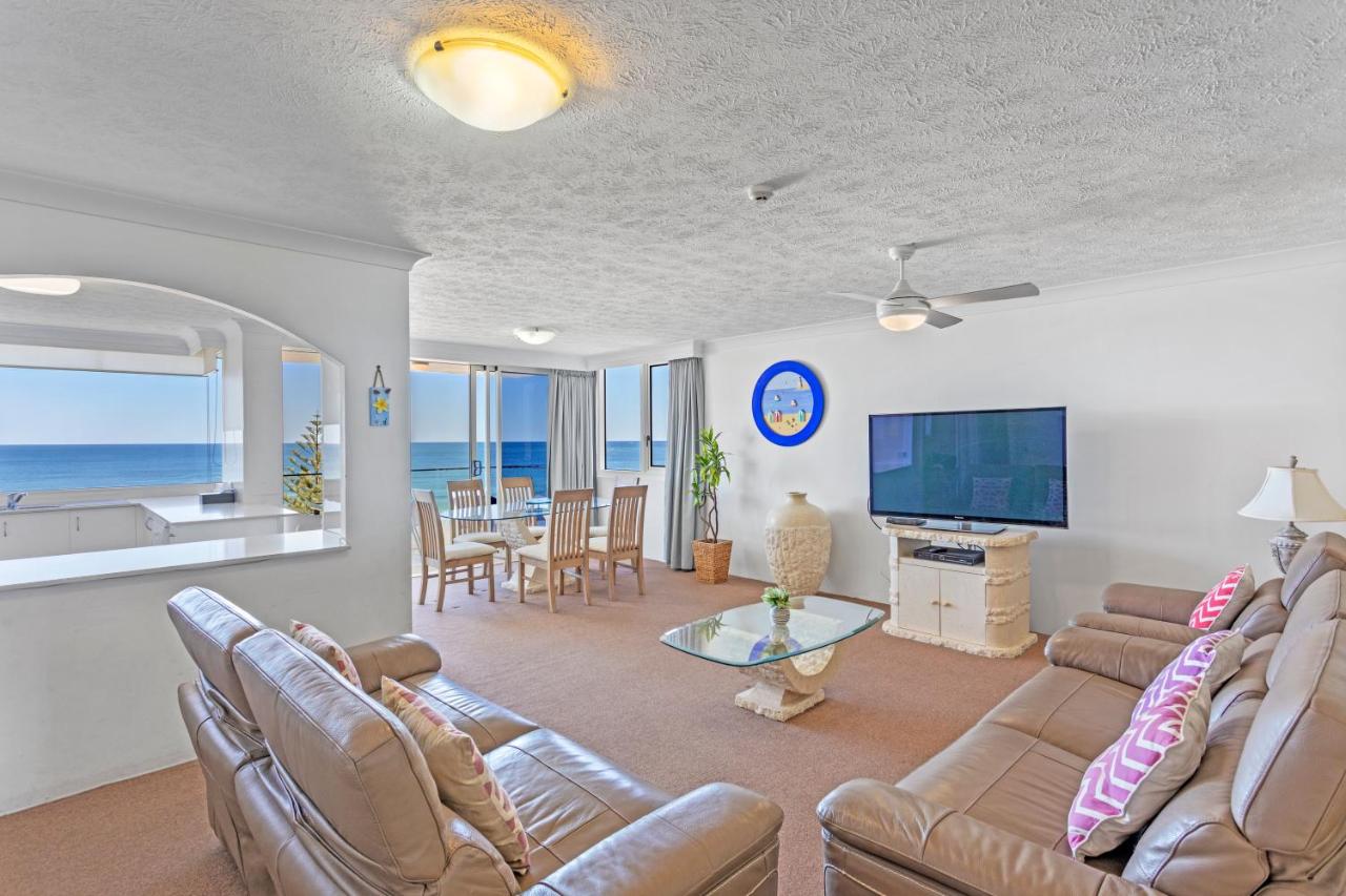 Southern Cross Beachfront Holiday Apartments photo