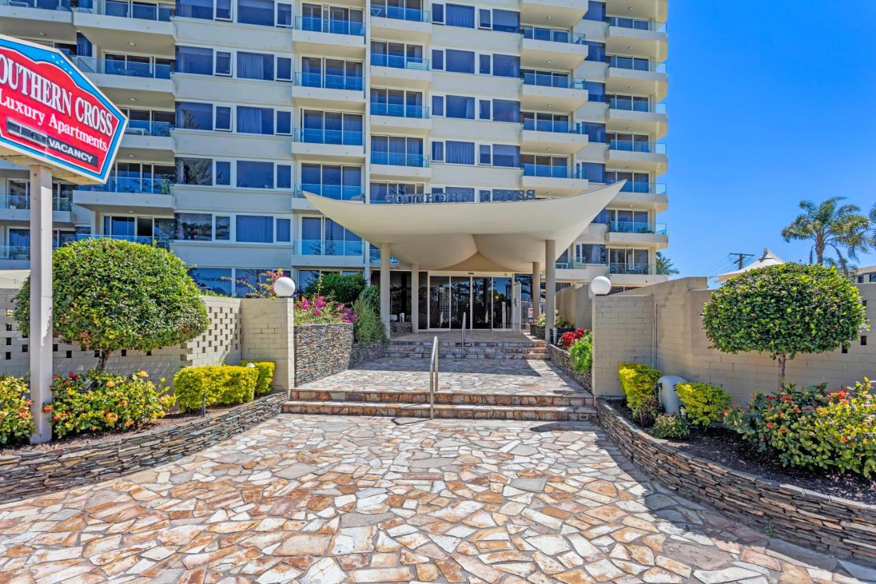 Southern Cross Beachfront Holiday Apartments photo