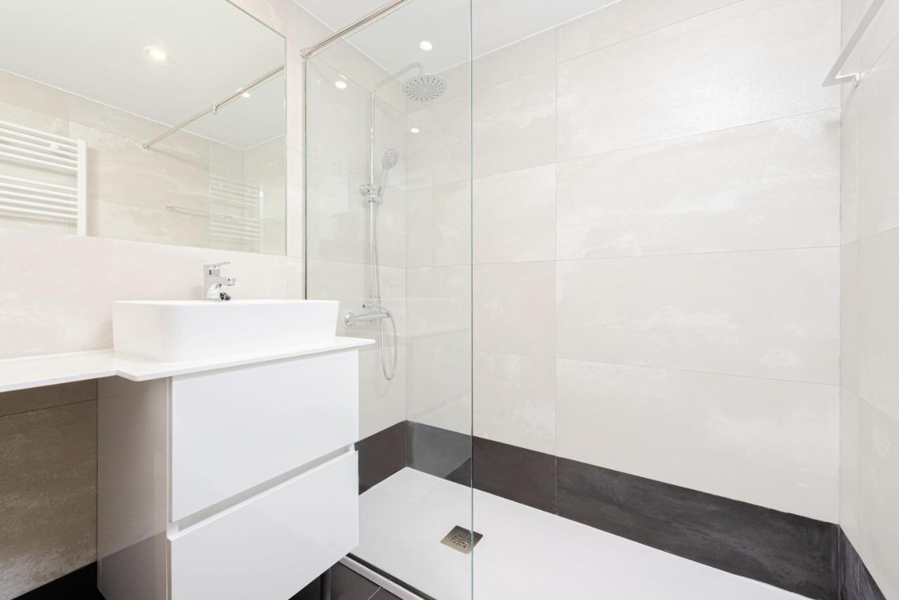 Premium Accomodation in La Rosaleda Area - Madrid, Madrid ...