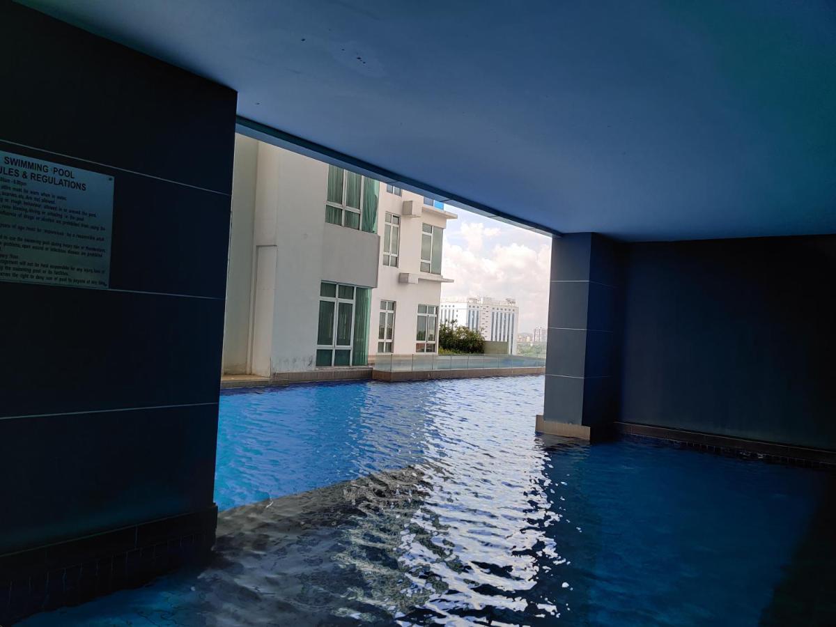 Ksl D'esplanade Studio Apartment's 1 - 4