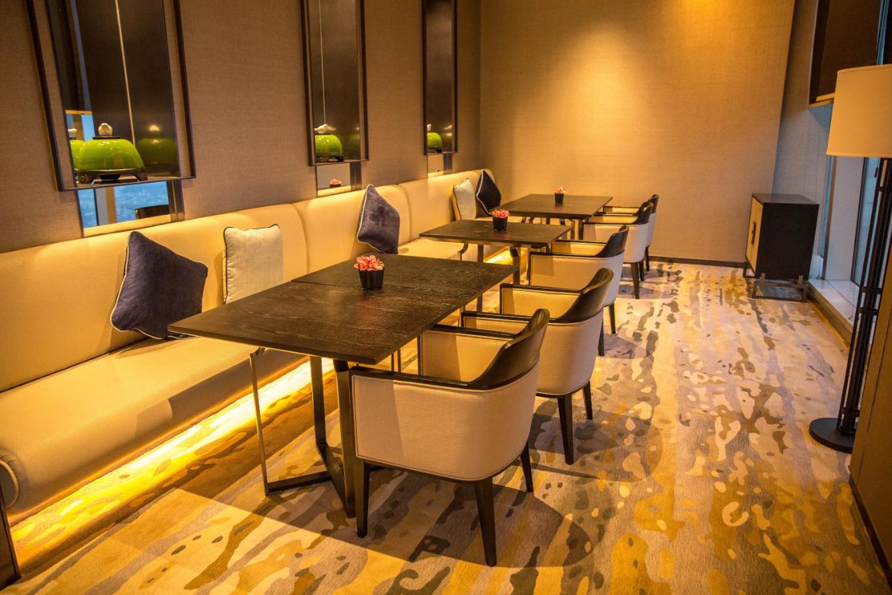 InterContinental Guangzhou Exhibition Center, an IHG Hotel - Free shuttle between hotel and Exhibition Center during Canton Fair photo