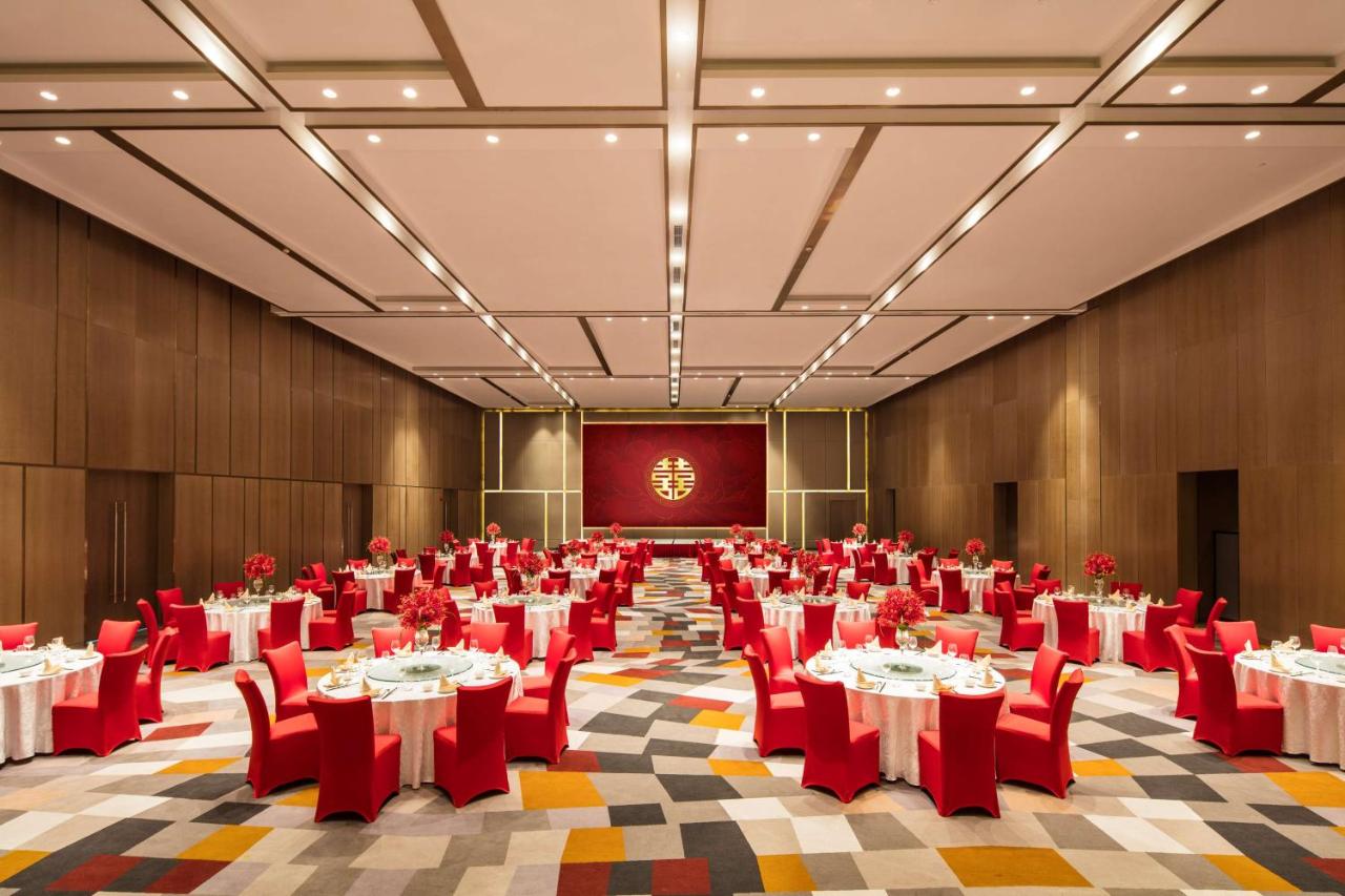 Radisson Exhibition Center Shanghai photo