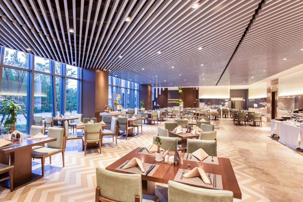 Radisson Exhibition Center Shanghai photo