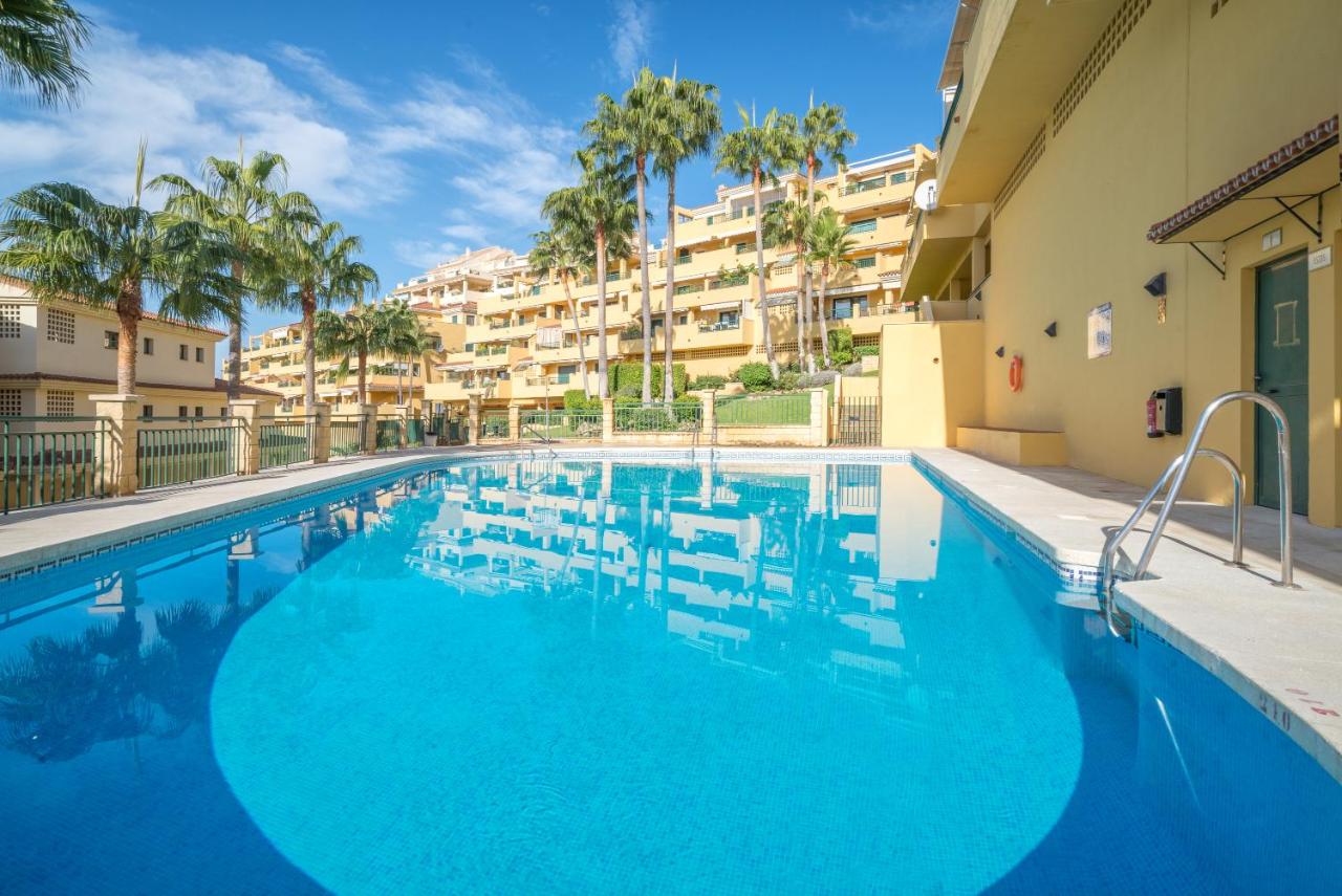 Luxury apartment at Torrequebrada, Benalmádena – Precios ...