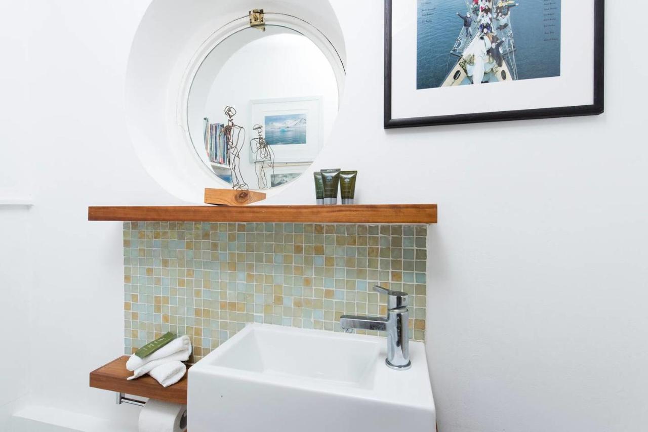 Lovely 2 Bedroom Family Home near Tower Bridge - 3