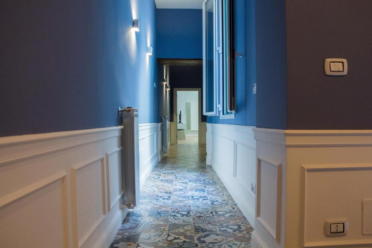 WANDERLUST NAPLES a place to stay