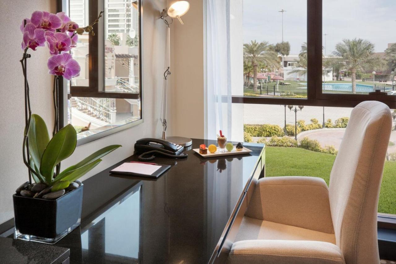 Crowne Plaza Bahrain, an IHG Hotel photo