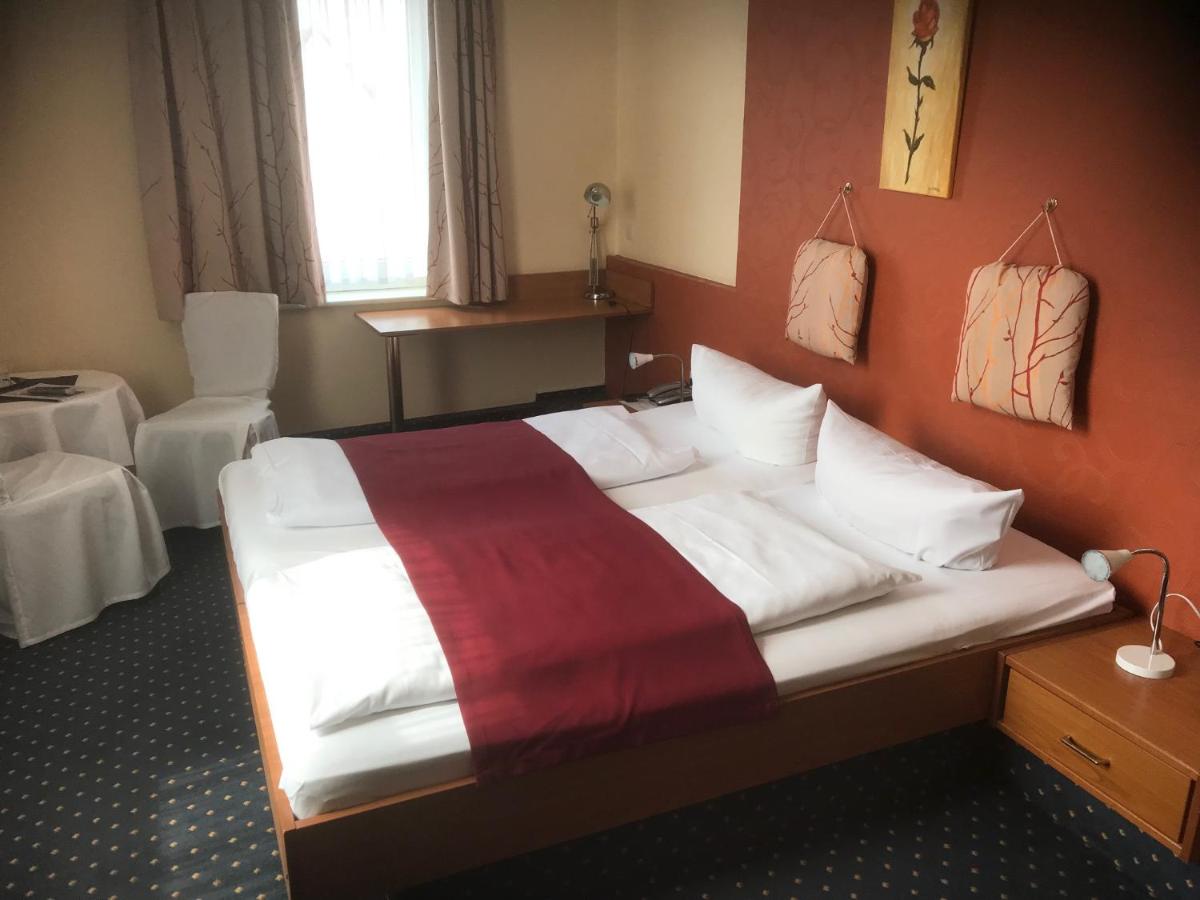 Hotel Hohenzollern - Laterooms