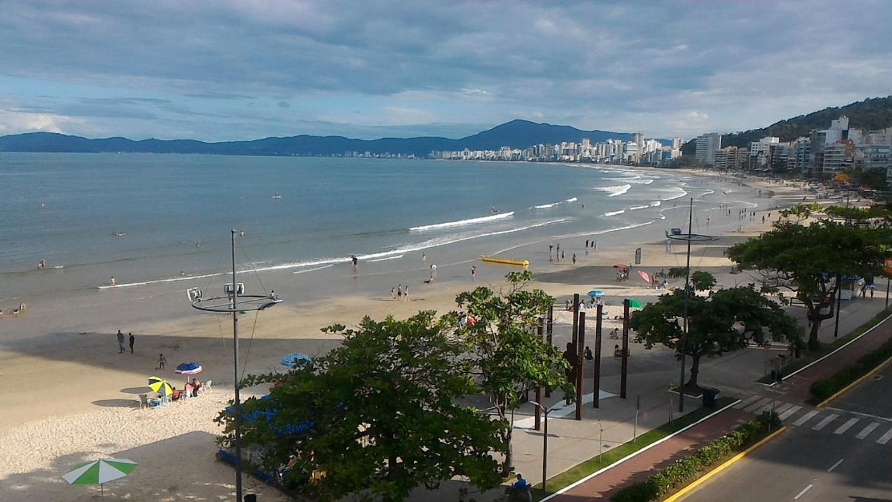 Beach: Apartamento 3 quartos e 3 sacadas de frente para o mar com visão panorâmica de toda praia de Itapema