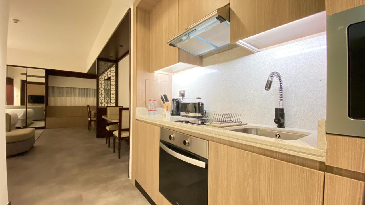 Фото SITARA HOTEL APARTMENT