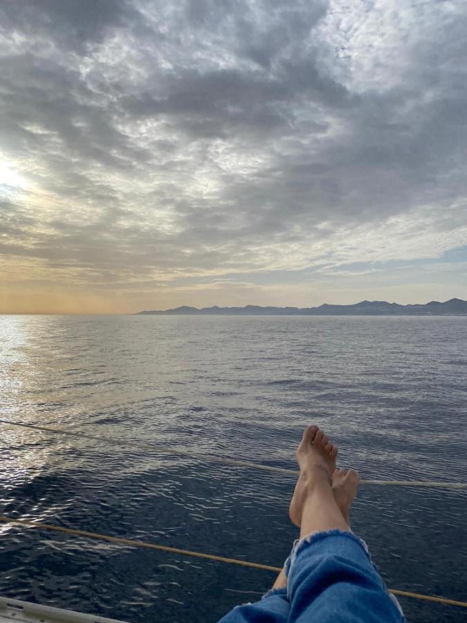 Beach: Magnifico barco en La Graciosa