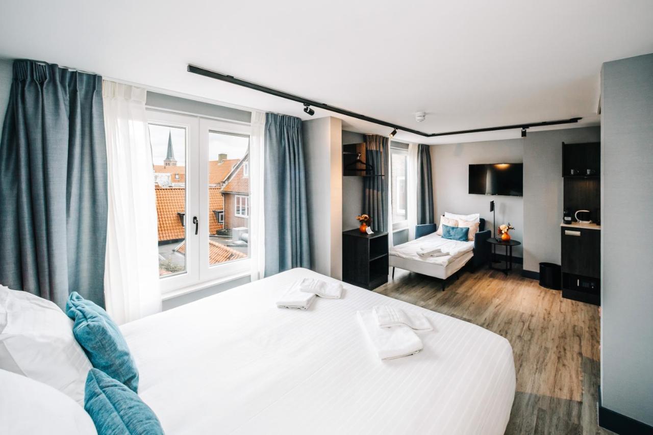 Amsterdam Beach Hotel photo