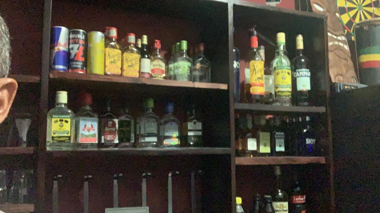 Kingsworth Bed and Breakfast - 2