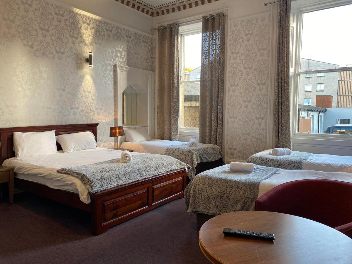 Merith House Hotel - Laterooms