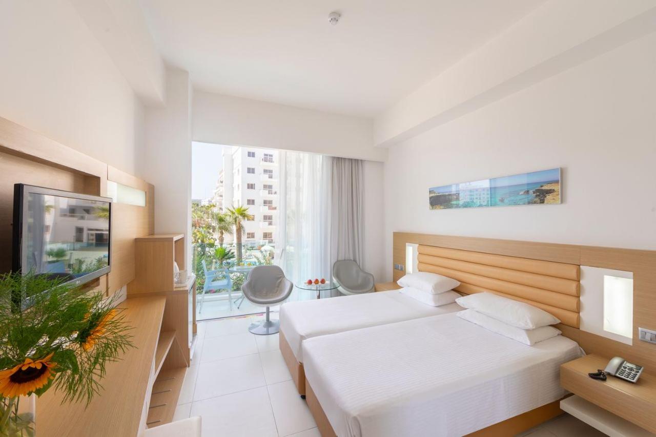 Vrissaki Beach Hotel photo