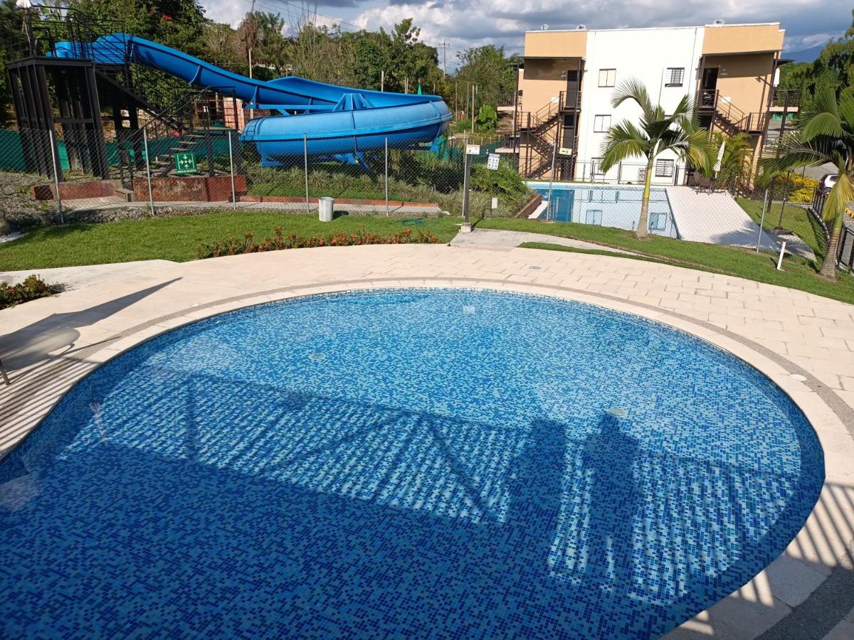 Water park: Apartasol 216A Reserva de la Colina, La Tebaida Quindio