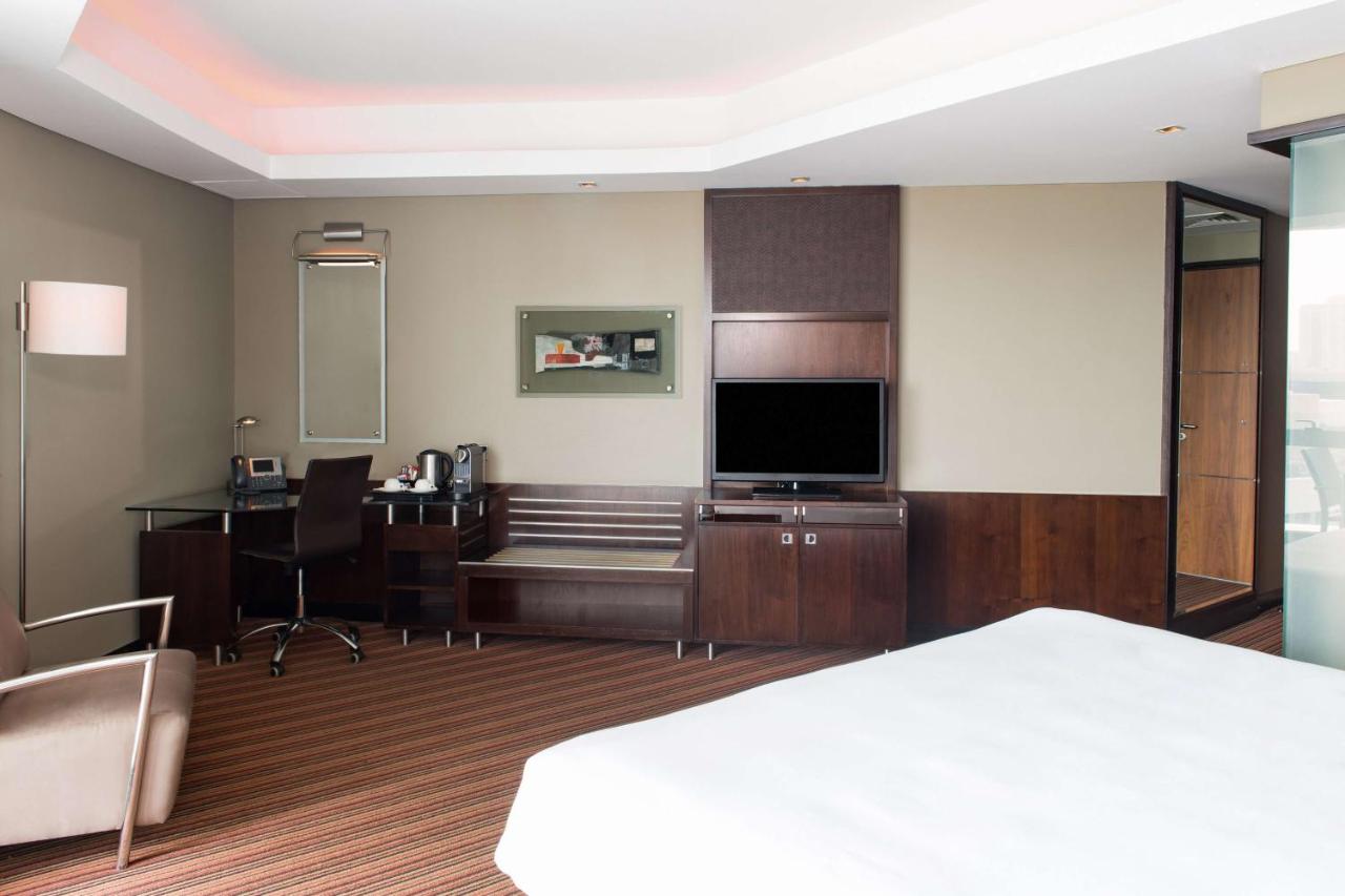 Radisson Blu Hotel, Dubai Media City photo