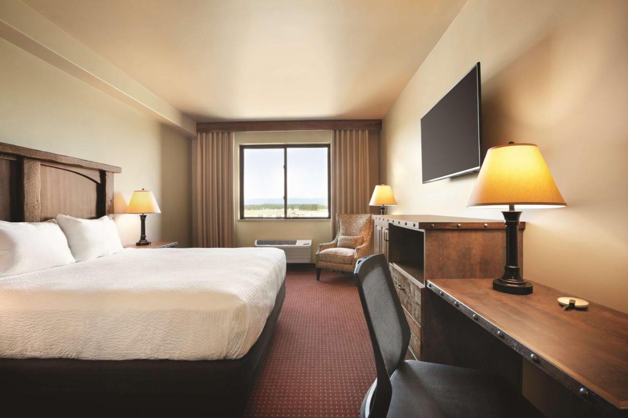 Glacier International Lodge — photo 15