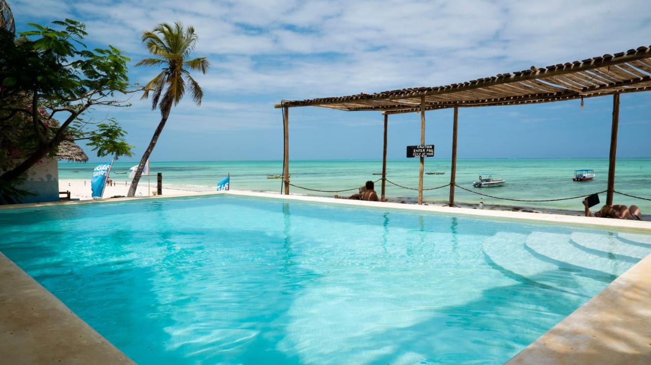 Image: Red Monkey Beach Lodge