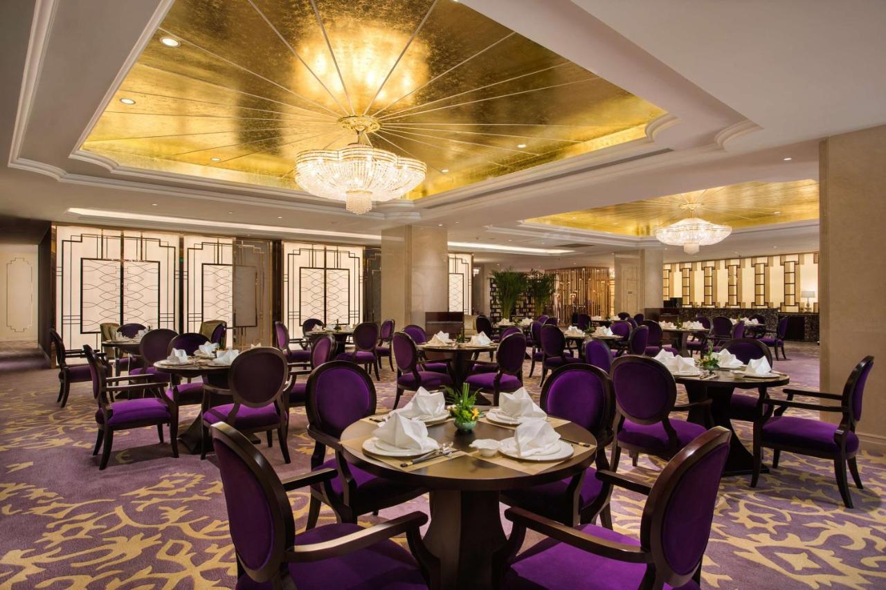 Radisson Blu Forest Manor Shanghai Hongqiao photo