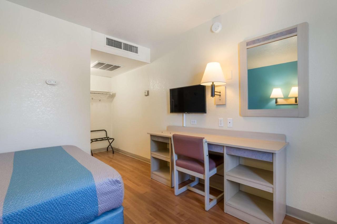 Le Master Motel — photo 12