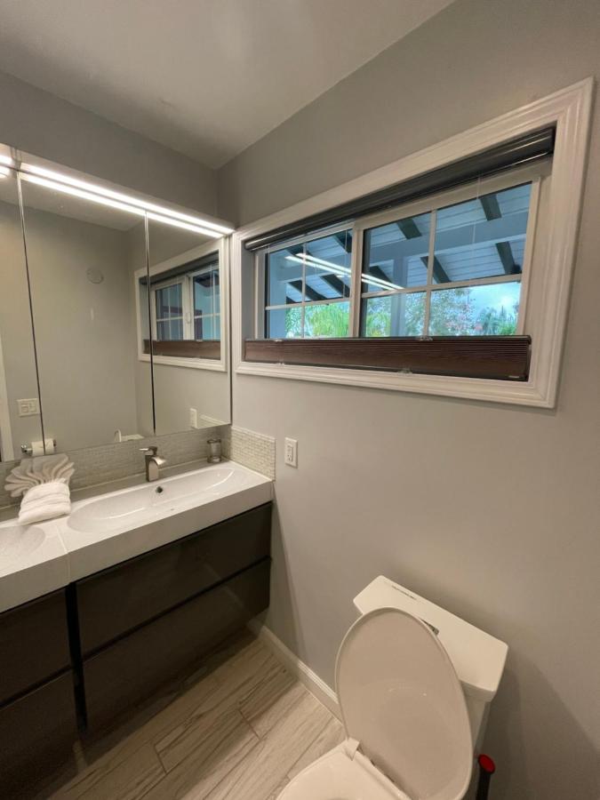 Cheerful, Beautifully Remodeled, Modern, Comfortable Home - 3