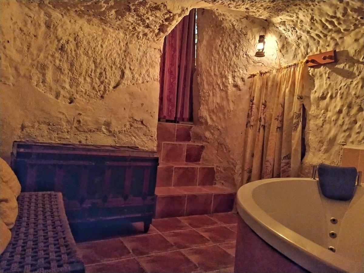 Casa Rural con Jacuzzi Paraíso del Júcar, Alcalá del Júcar ...