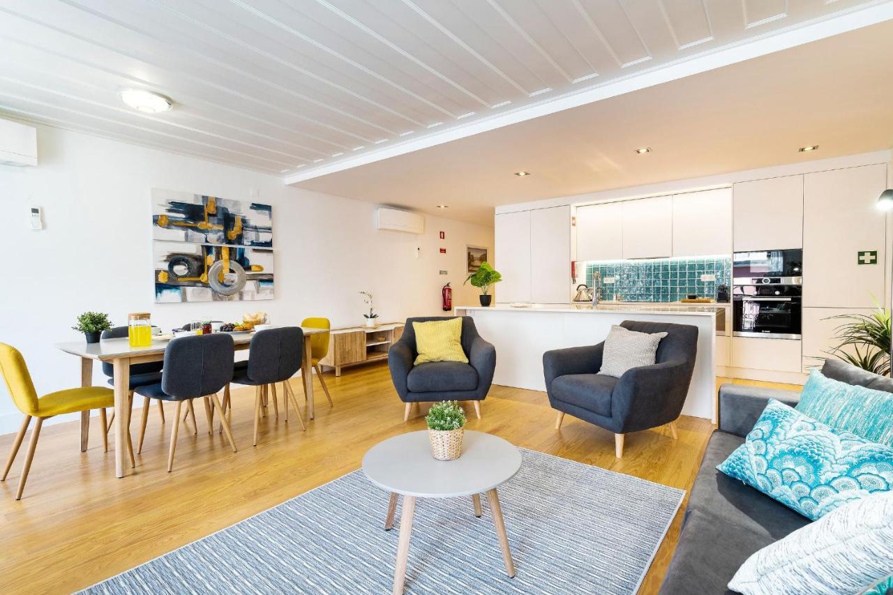 Stunning 2BDR Apartment in Chiado by LovelyStay - 4