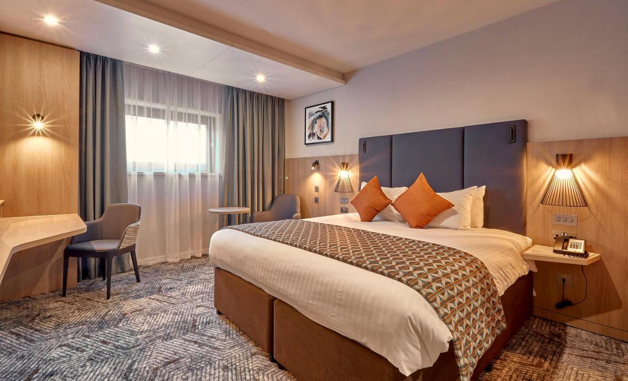 Standard Super King Room