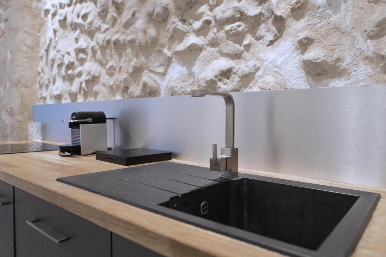 Ausone Beautiful loft apartment in historical center + terrace and parking - 3