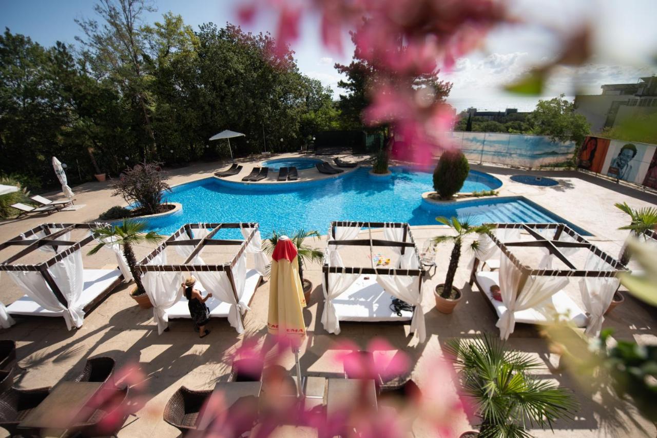 Apollo Spa Resort - Ultra All Inclusive - Private Riviera Beach