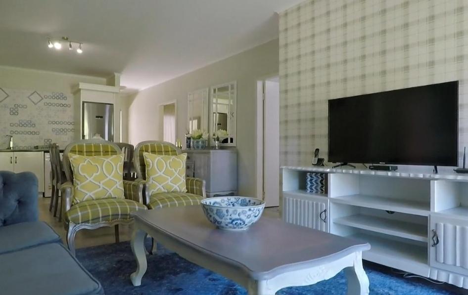 Century City Mayfair Luxury Apartments - 2