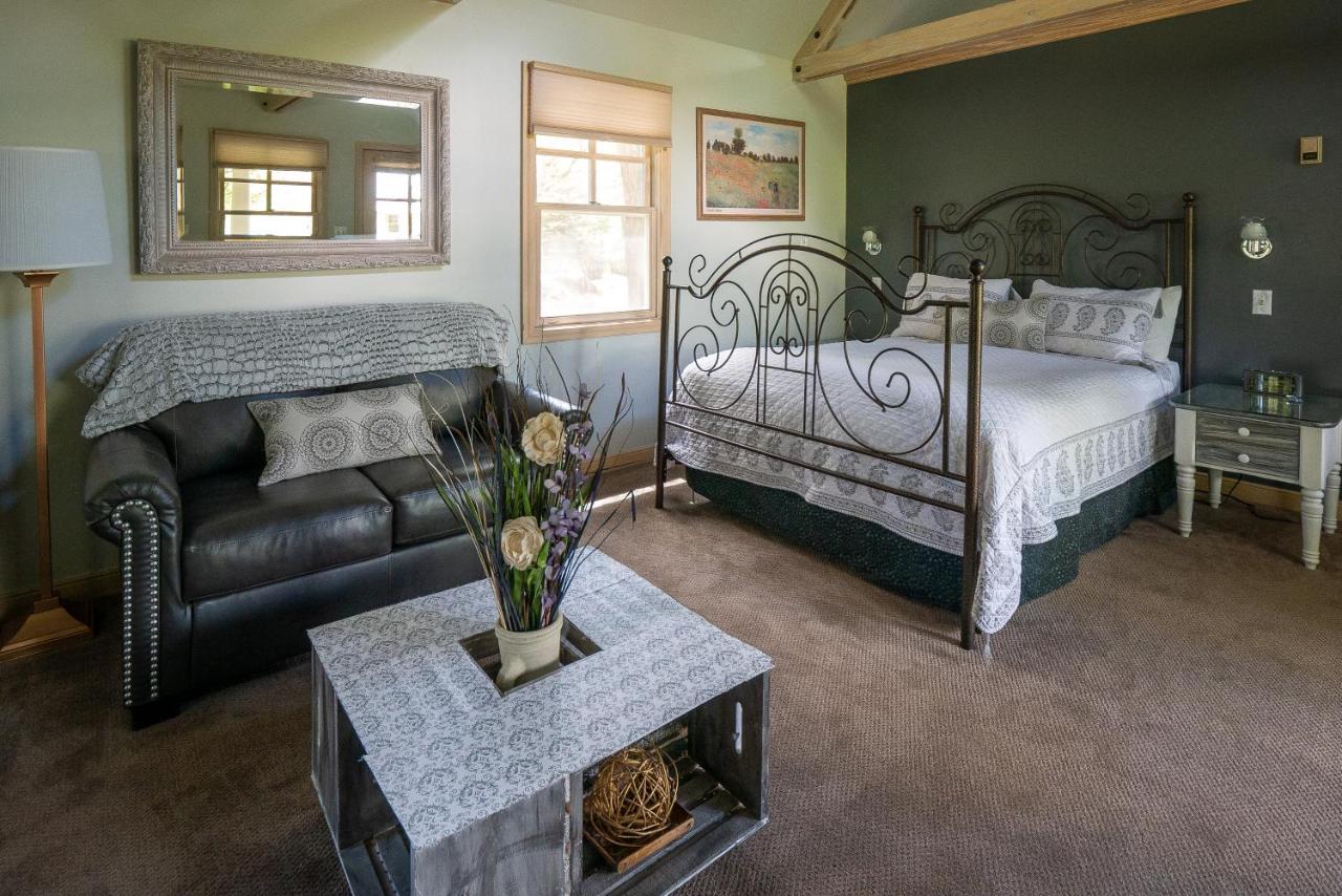 Apple Orchard Inn — photo 20