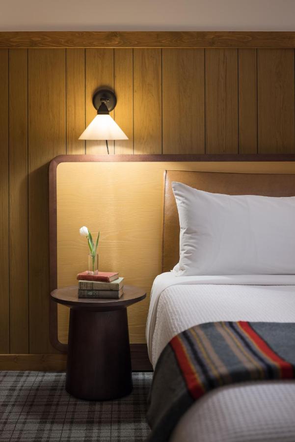 The Virginian Lodge, an Outbound Hotel — photo 9