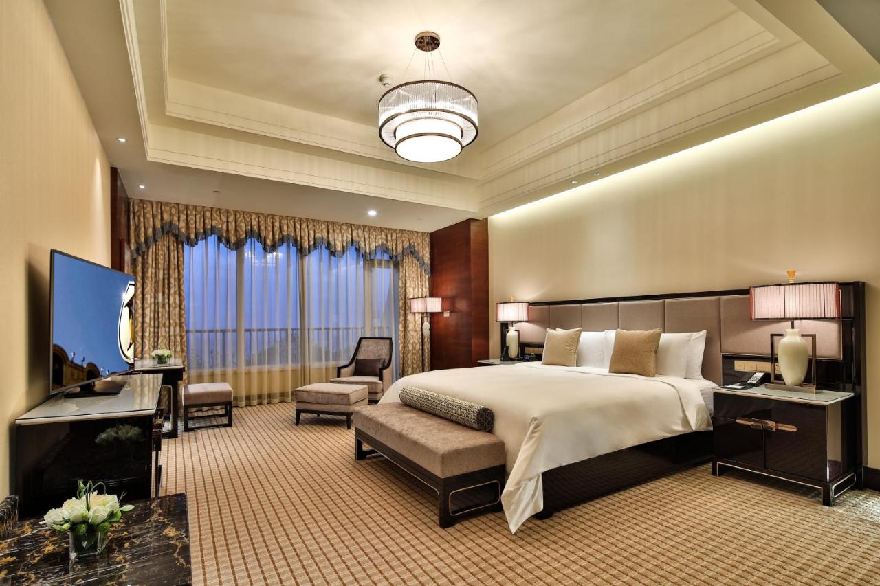 InterContinental Sancha Lake, an IHG Hotel photo