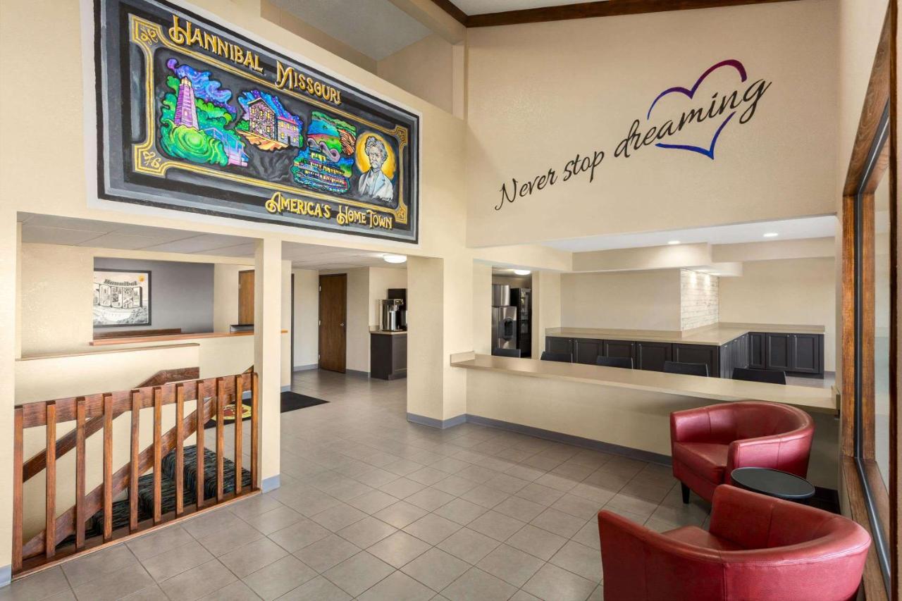 hilton hotels in hannibal mo