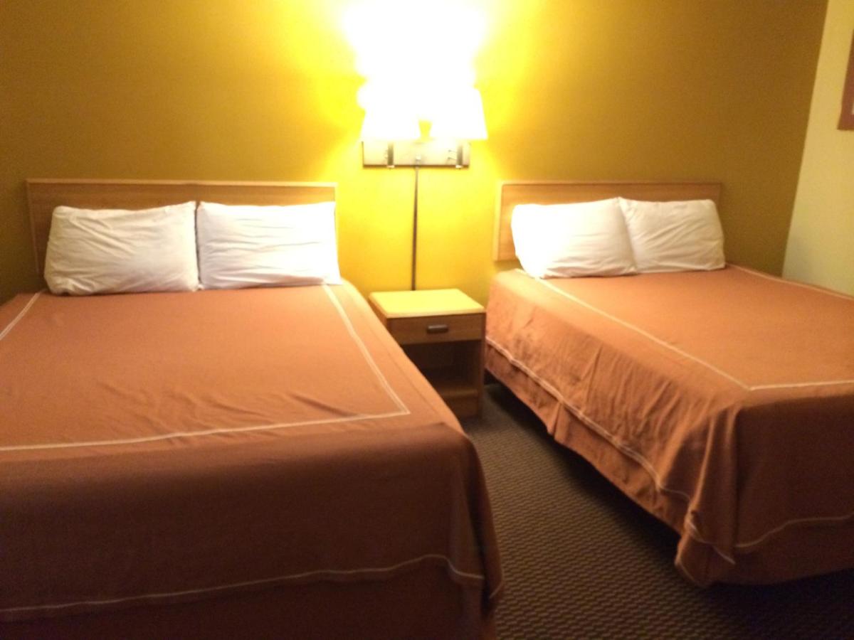 Caravan Motel — photo 23