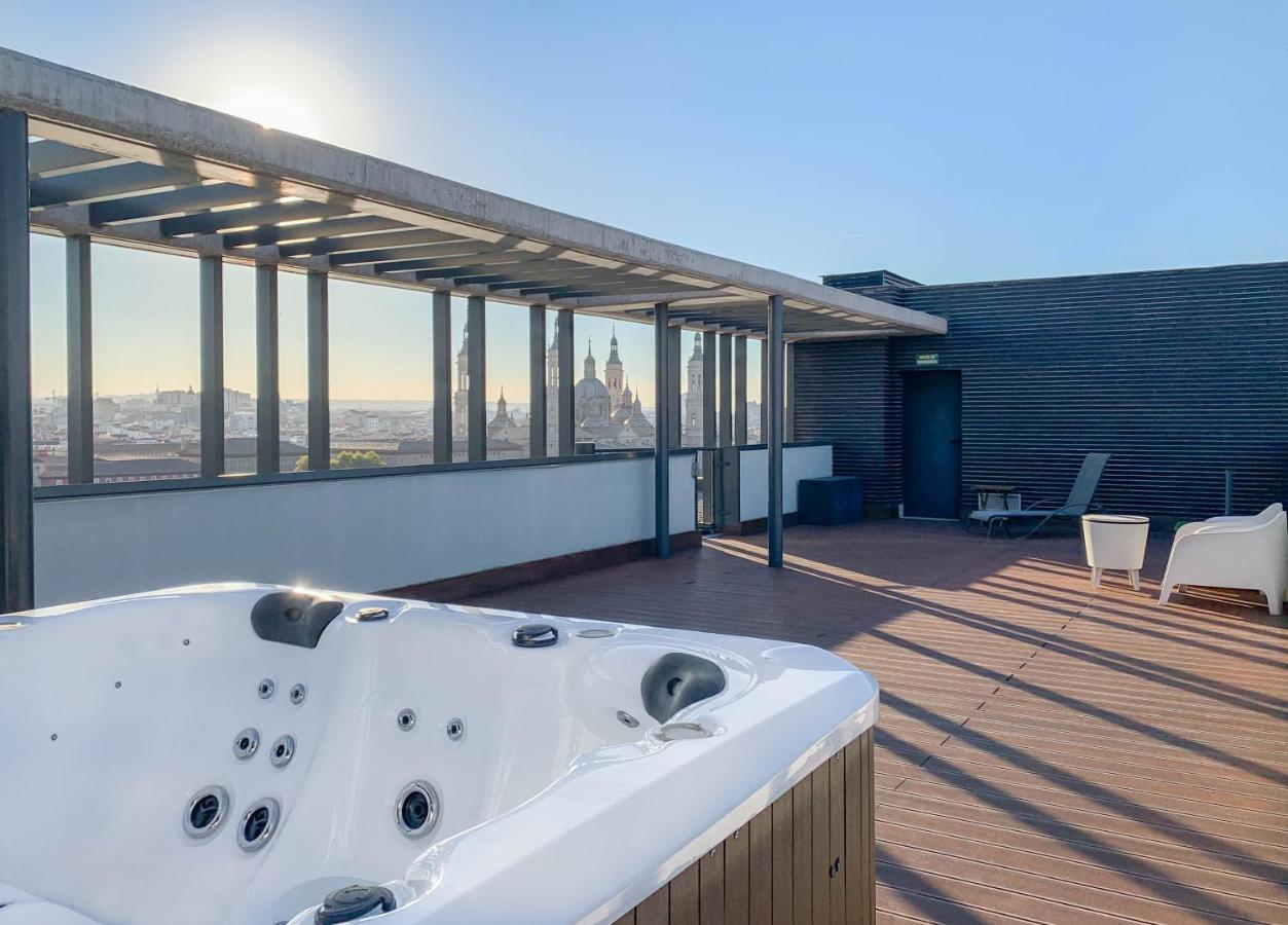 Ático mejores vistas al Pilar jacuzzi y garaje - imagen 2
