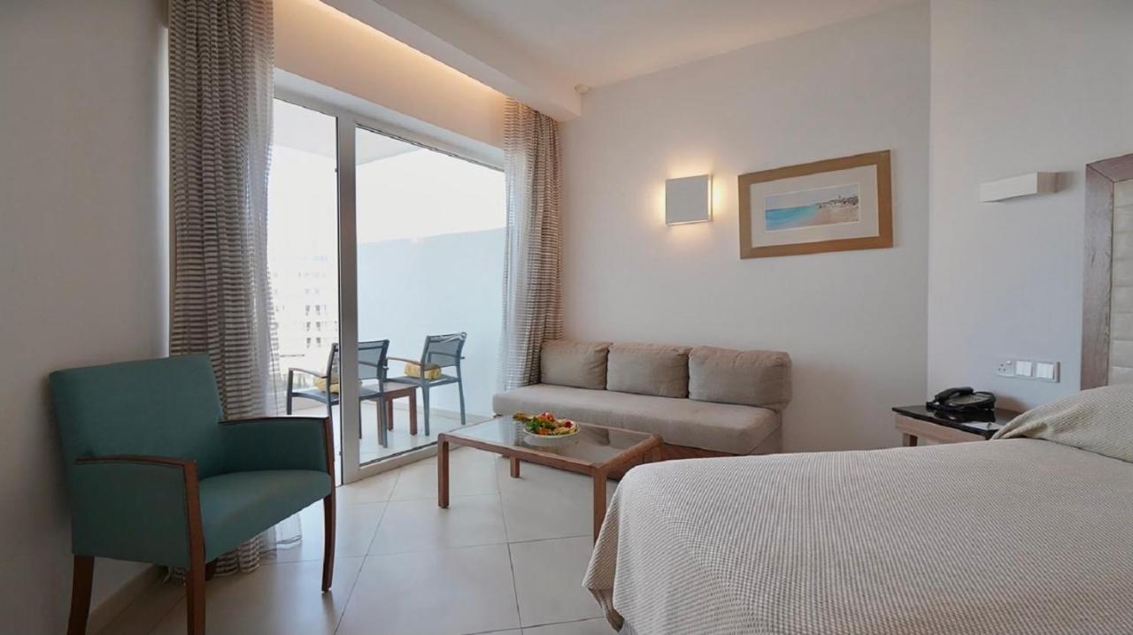 Sunrise Pearl Hotel & Spa photo