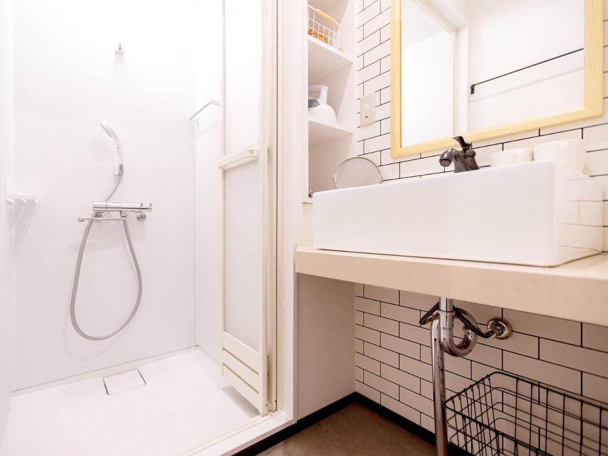 Tsubame Hotel Asakusabashi 3 minutes walk from Asakusabashi Station Near Asakusa, Akihabara, and Ueno Cooking utensils and kitchen washing machine available Direct access to Haneda and Narita airports - 3