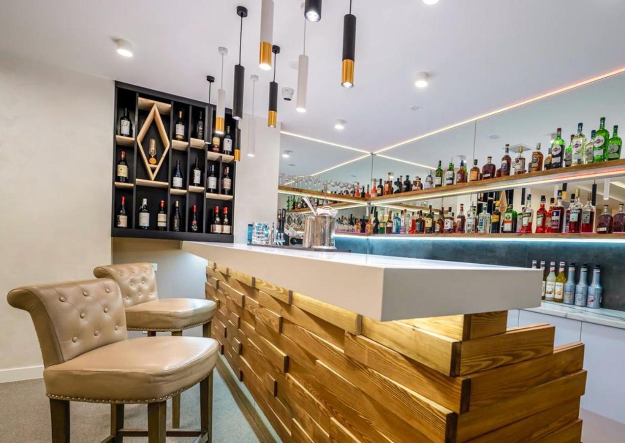 Dave Hotel Yerevan photo